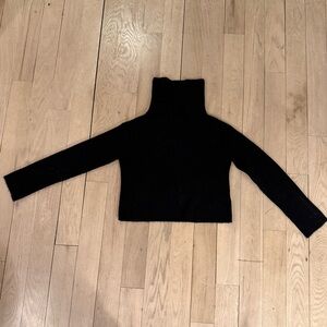 Lisa Yang Cashmere Turleneck